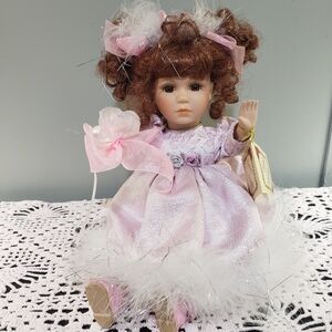 Dan Dee Collector Porcelain Doll Musical Seating Movement Victorian's Style